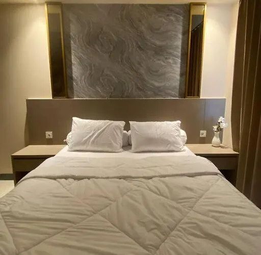 Luxury Studio Benson Apartment, Pakuwon Mall